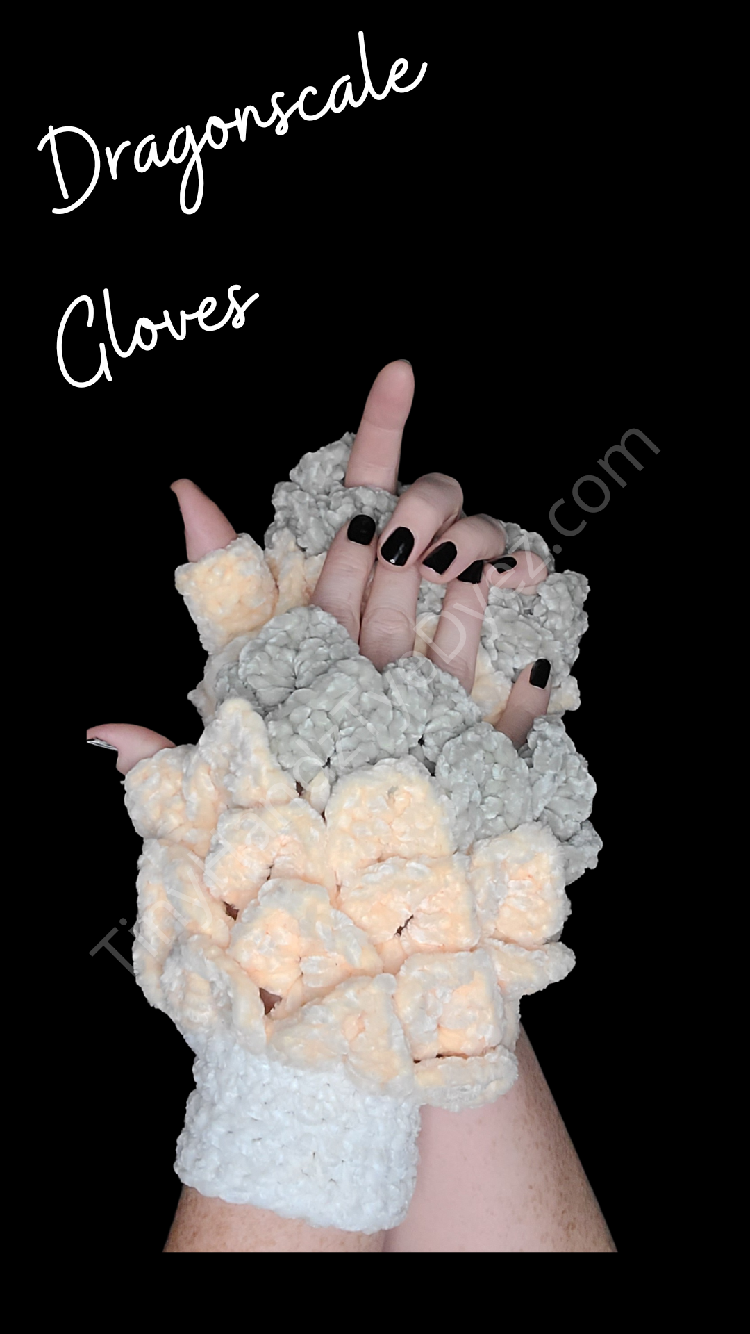 Dragonscale Crochet gloves - Smoky Cream