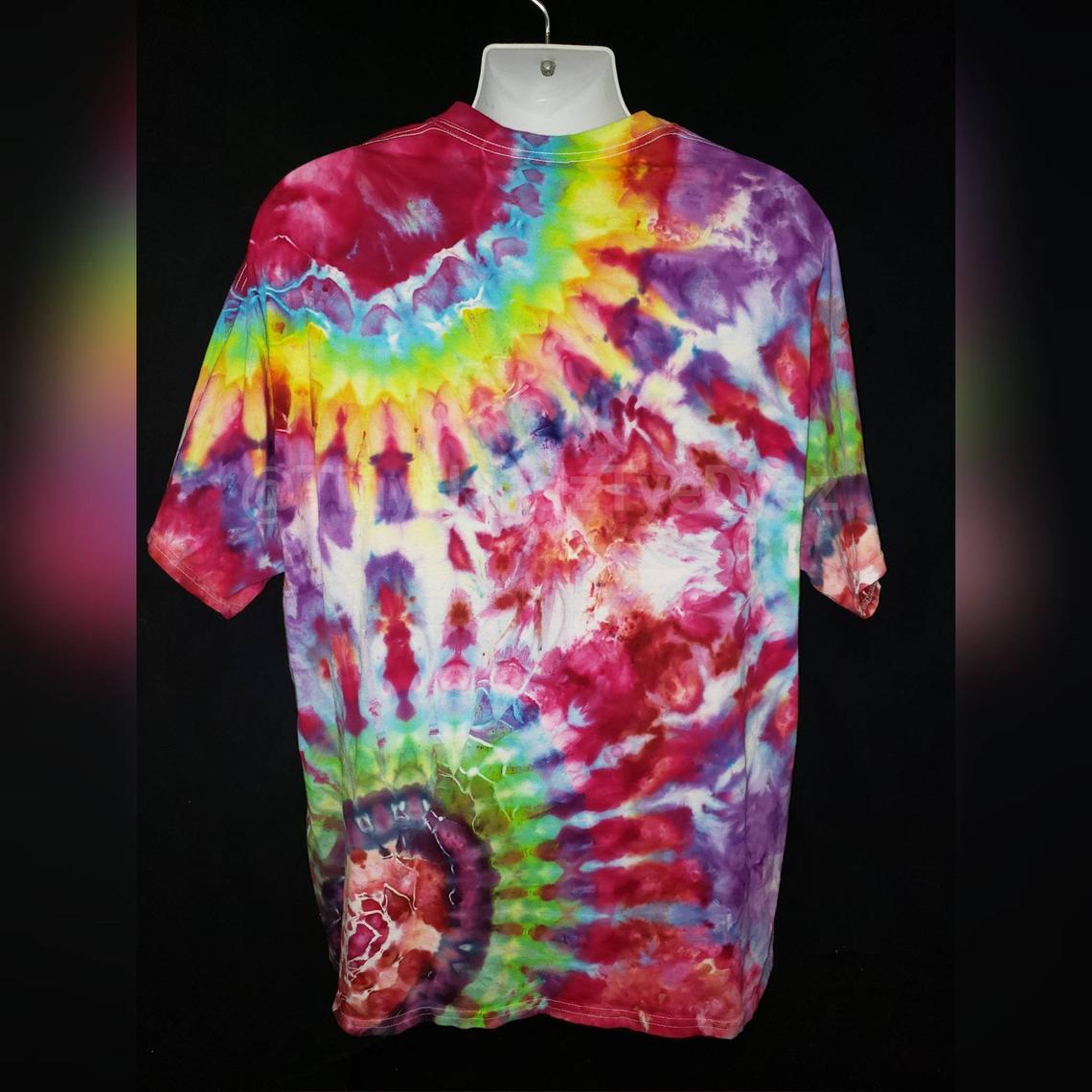 Amoeba cellular ice dyed Tshirt